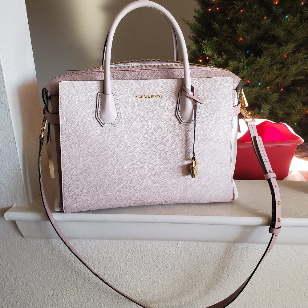 Michael kors purse for trade